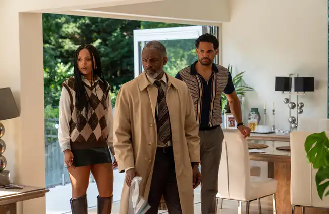 Sofia seule face aux mensonges News Actual